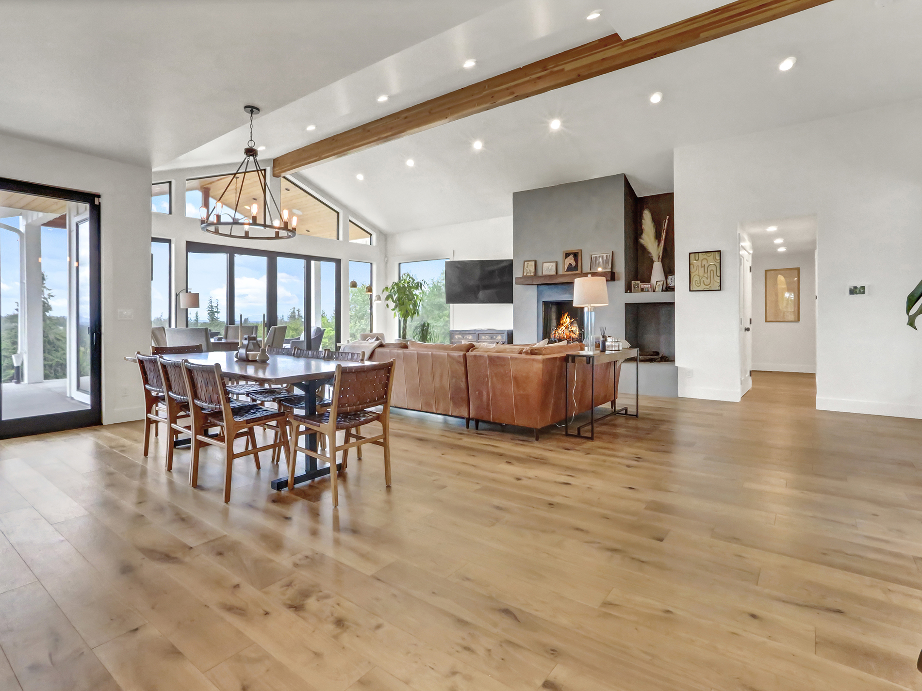 mountain house main room